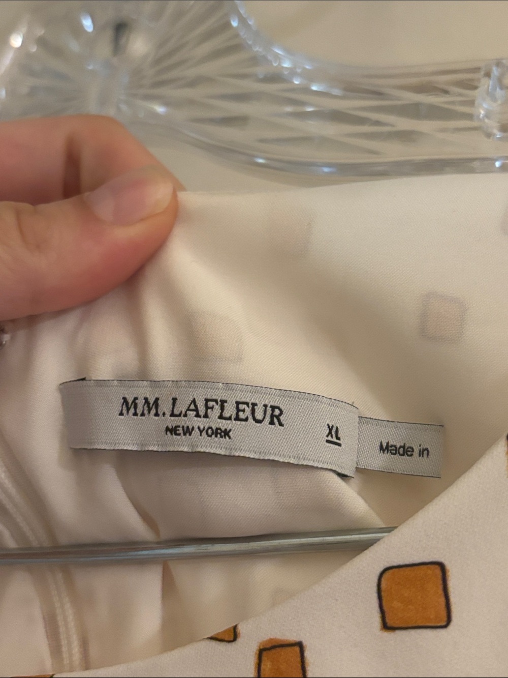 🟧 M.M. Lafleur The Nejvi Top ~ Mosaic Print - Picture 7 of 9